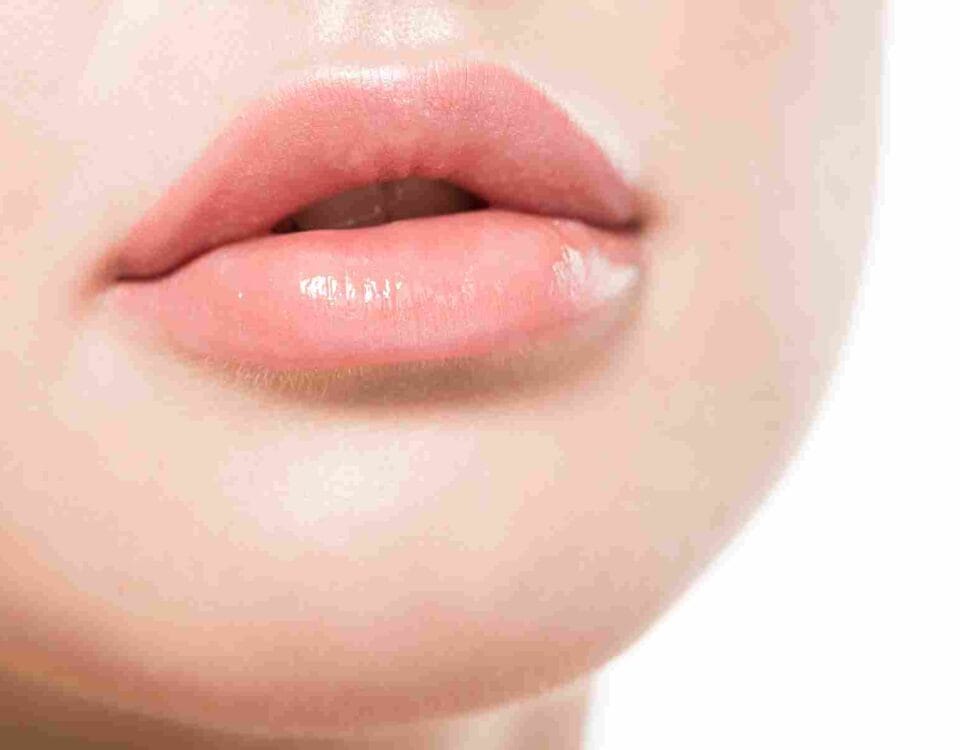 Explore the best options for natural lip enhancement without filler, from lip flip to PMU, for subtle and beautiful results.